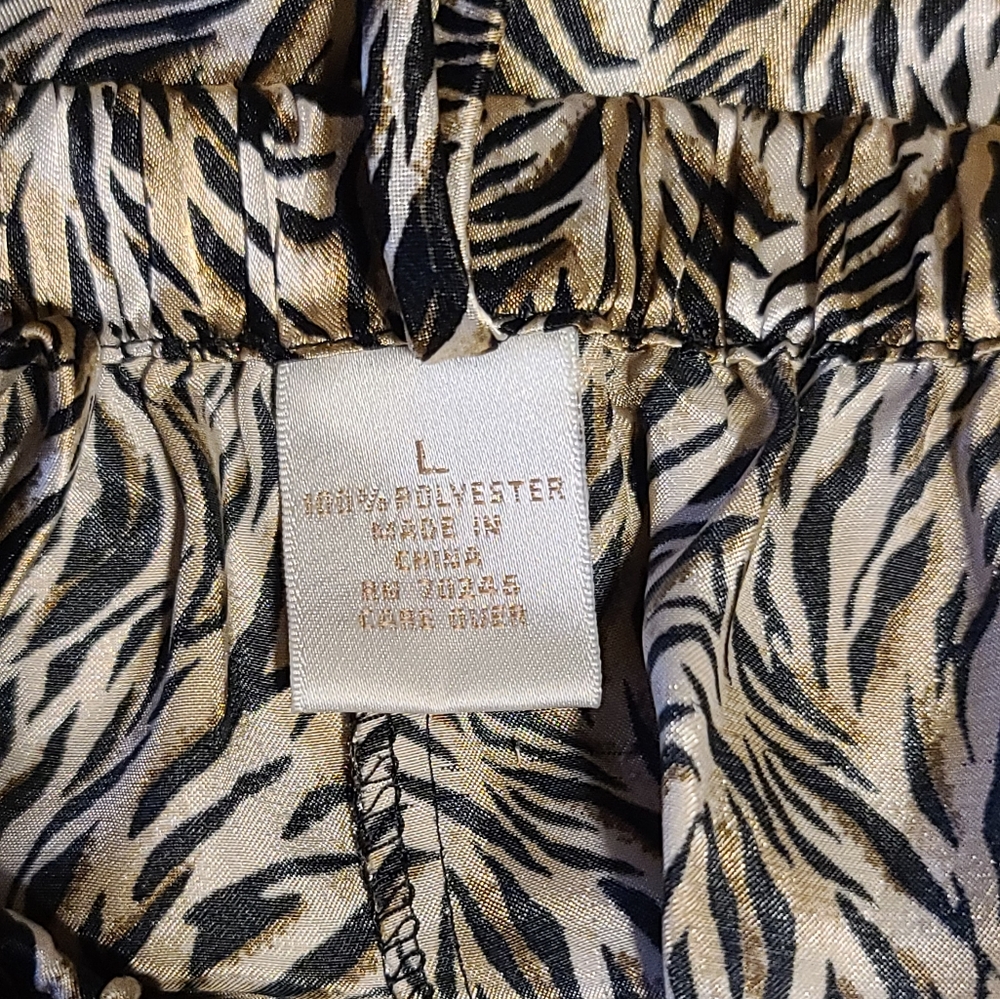 Intimate Essentials Pajama Set Size L - Picture 9 of 9